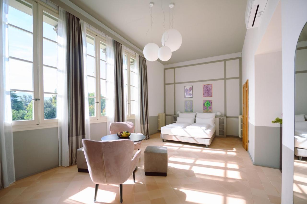 לוקה Palazzo Froussard B&B And Living מראה חיצוני תמונה