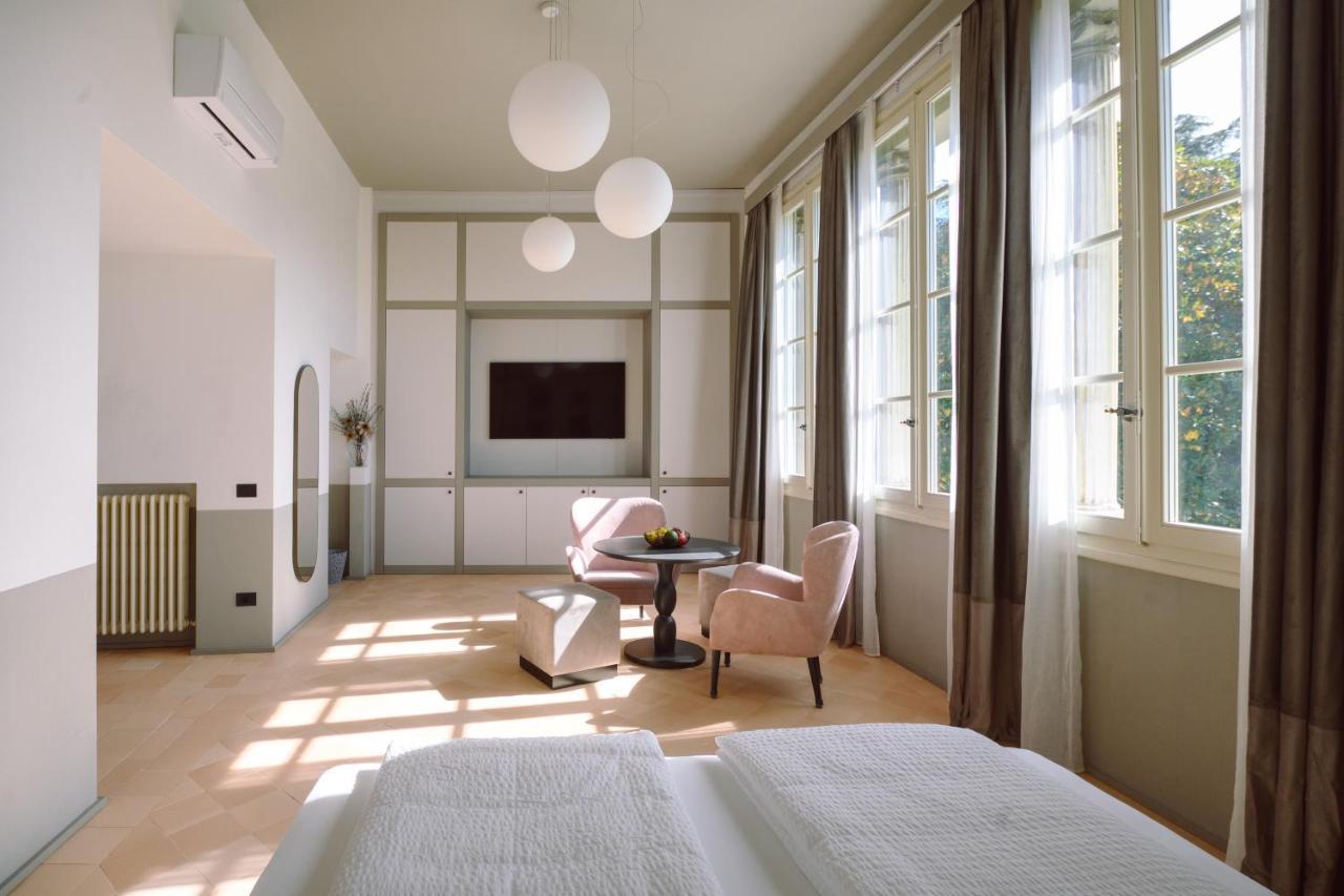 לוקה Palazzo Froussard B&B And Living מראה חיצוני תמונה