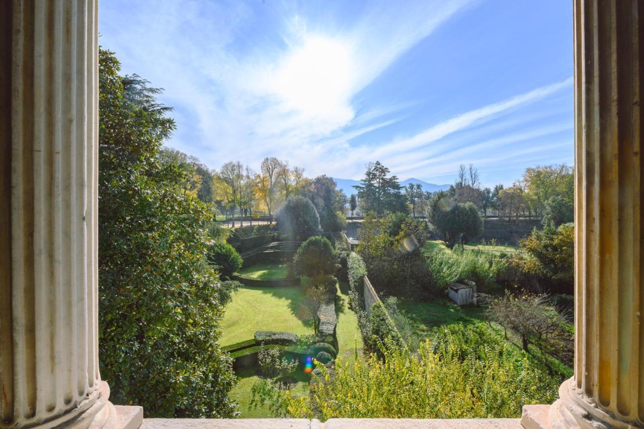 לוקה Palazzo Froussard B&B And Living מראה חיצוני תמונה