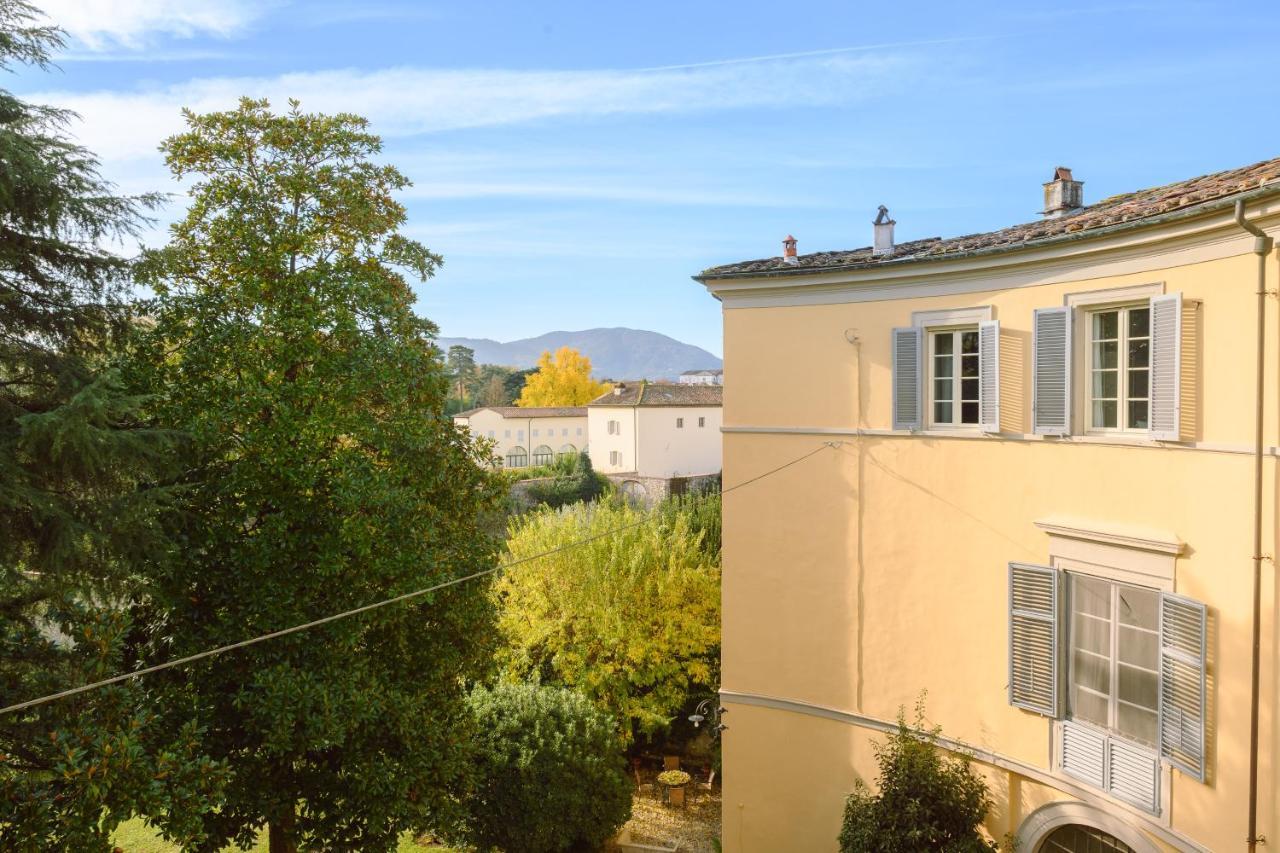 לוקה Palazzo Froussard B&B And Living מראה חיצוני תמונה